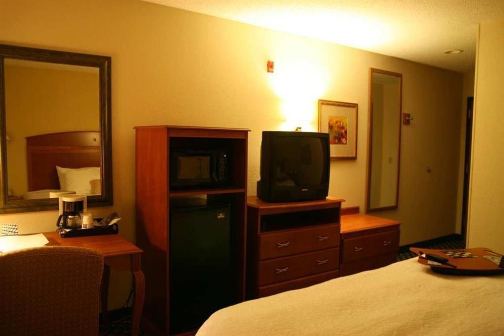 Hampton Inn Minneapolis-ברנסוויל חדר תמונה